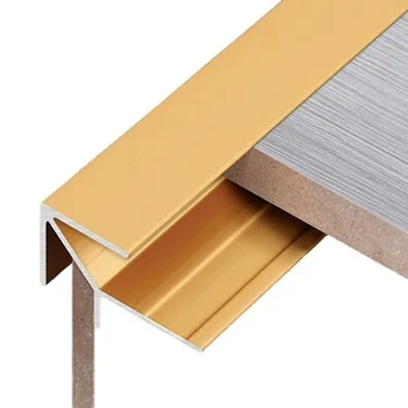 Кутовий зовнішній профіль EC-02 Gold